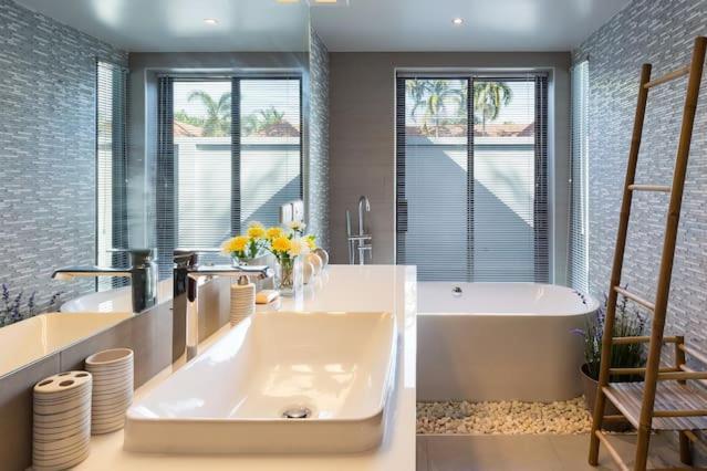 Villa Crystal Two-bedroom private pool villa Phuket Exteriör bild