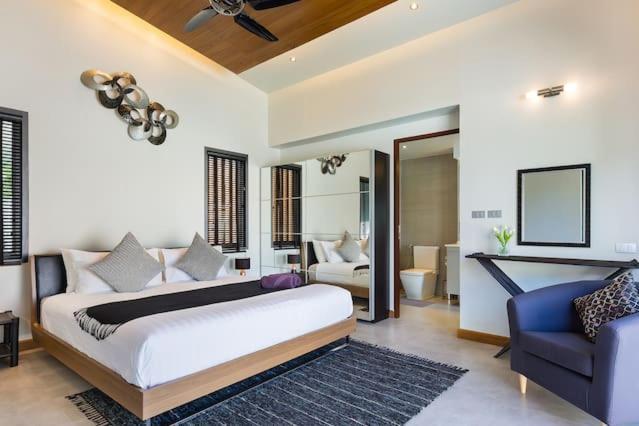 Villa Crystal Two-bedroom private pool villa Phuket Exteriör bild