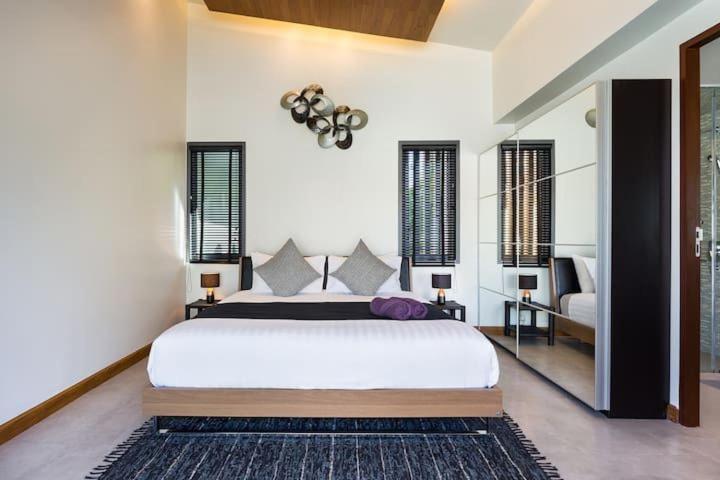 Villa Crystal Two-bedroom private pool villa Phuket Exteriör bild