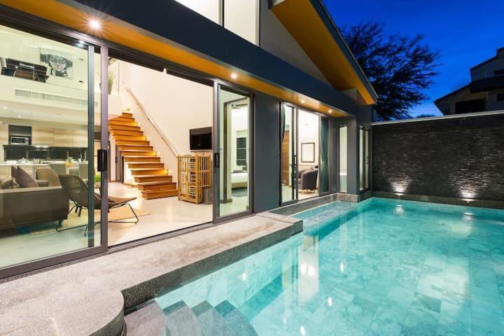 Villa Crystal Two-bedroom private pool villa Phuket Exteriör bild